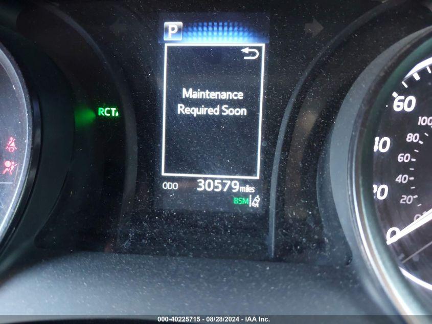 TOYOTA CAMRY SE 2022