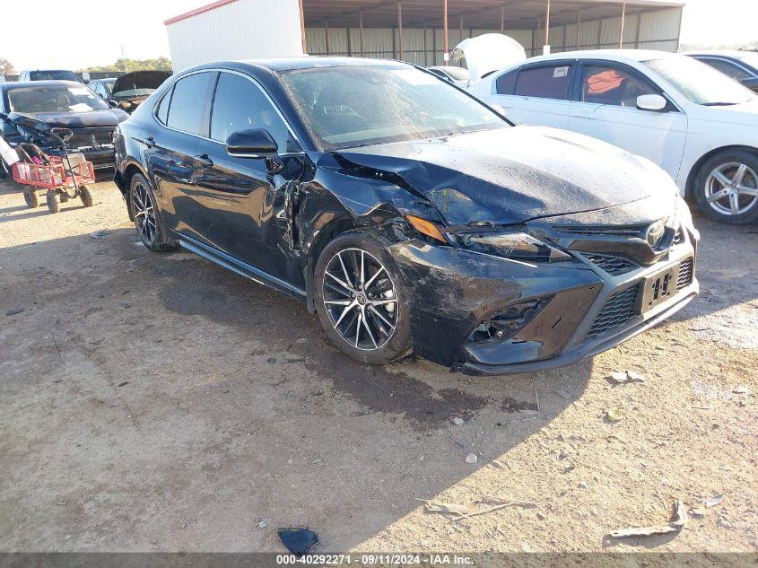 TOYOTA CAMRY SE 2024