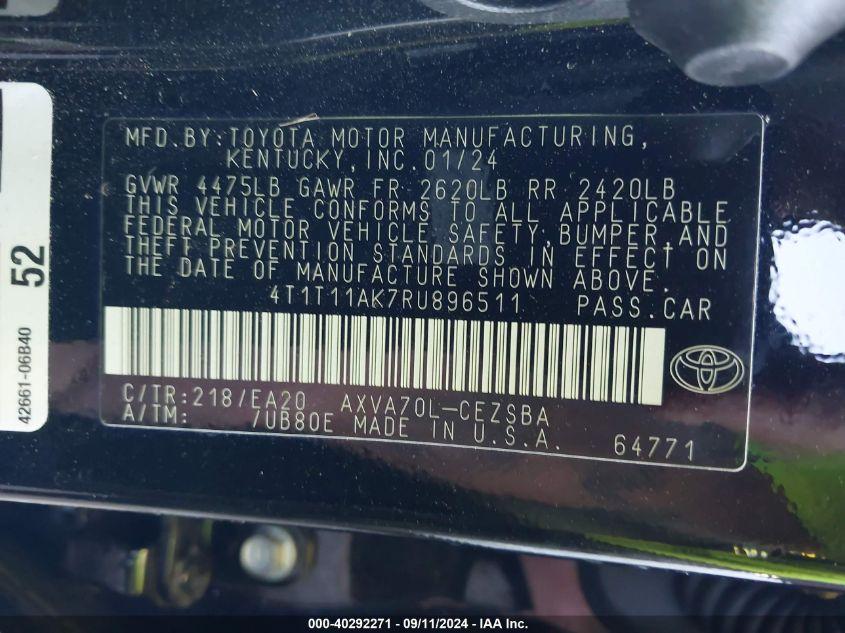 TOYOTA CAMRY SE 2024