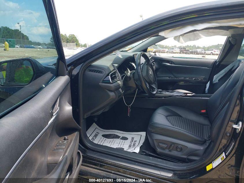 TOYOTA CAMRY SE 2021