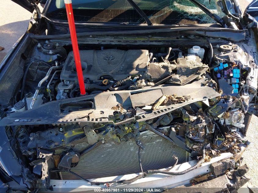 TOYOTA CAMRY SE 2024