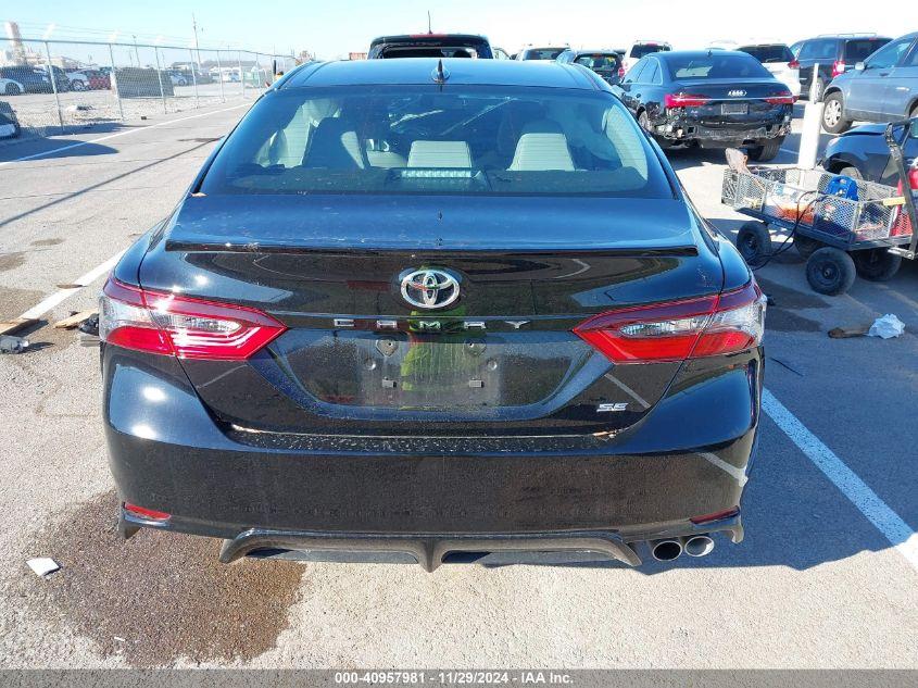 TOYOTA CAMRY SE 2024