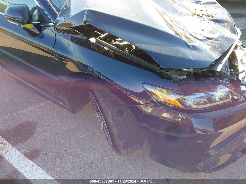 TOYOTA CAMRY SE 2024