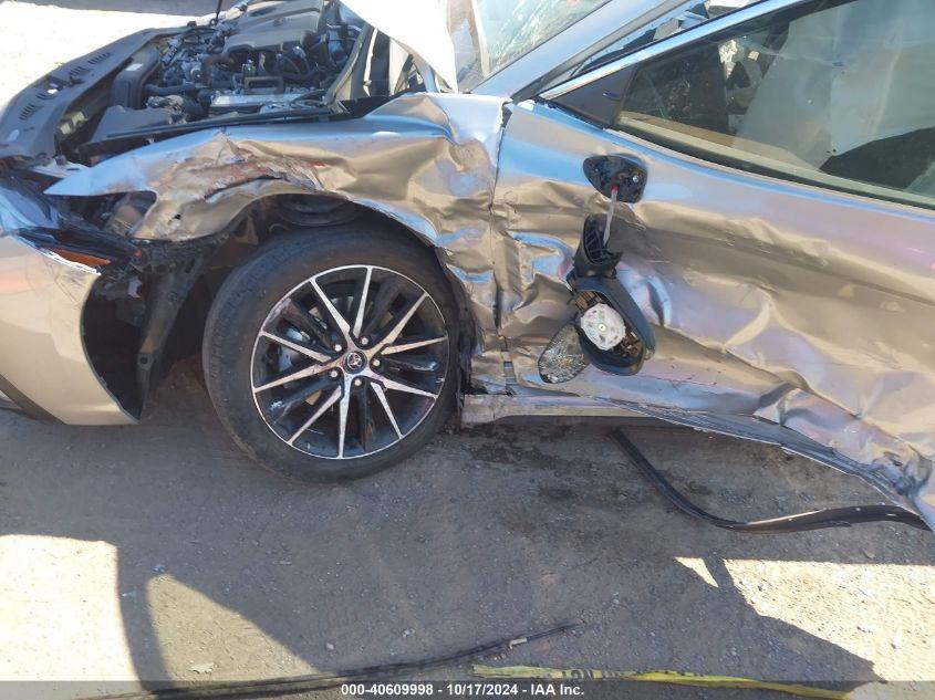 TOYOTA CAMRY SE AWD 2022