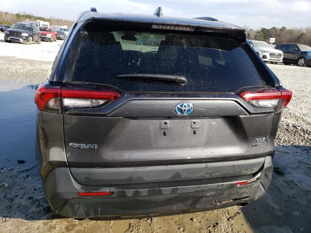 TOYOTA RAV4 XLE 2021