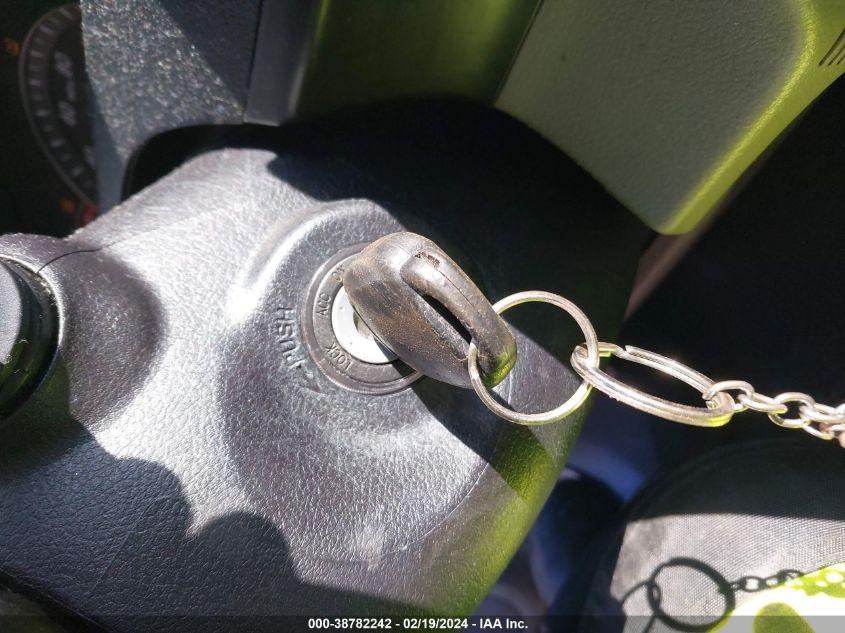 TOYOTA CAMRY LE 2015