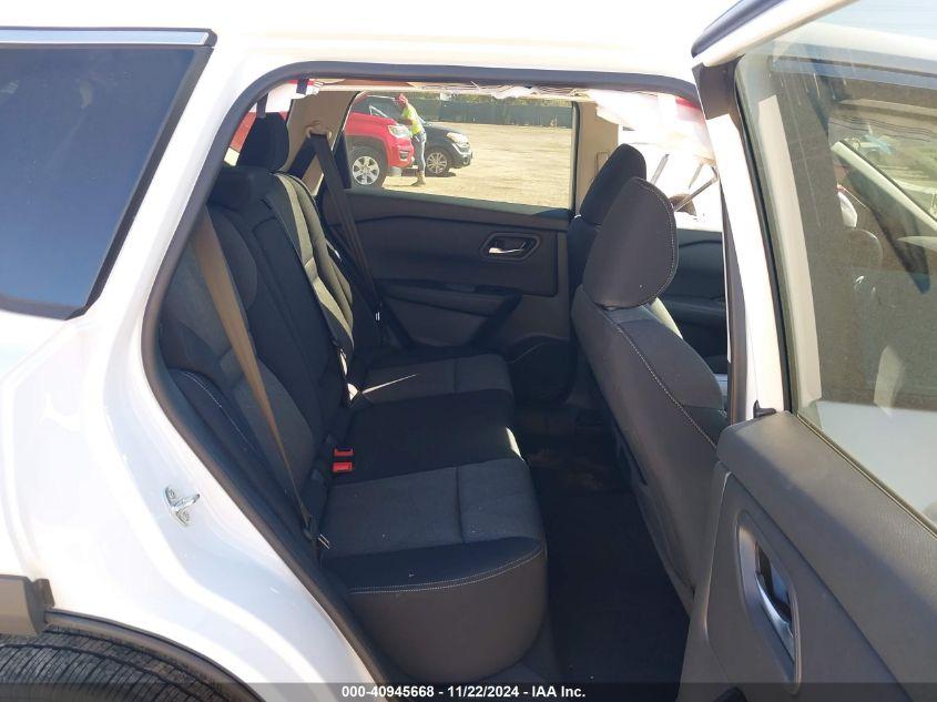 NISSAN ROGUE SV FWD 2024