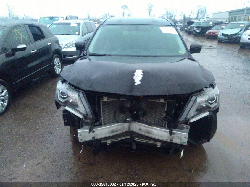 NISSAN PATHFINDER SL 2020