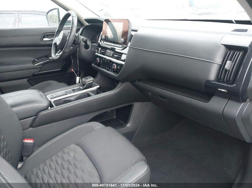 NISSAN PATHFINDER SV 2WD 2022