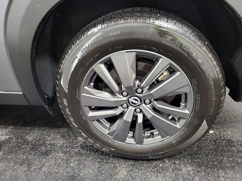 NISSAN PATHFINDER SV 4WD 2022