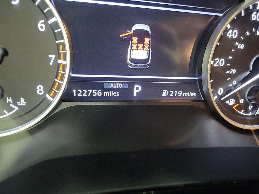 NISSAN PATHFINDER SV 4WD 2022