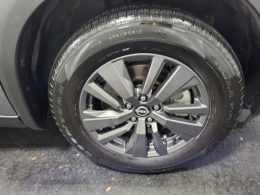 NISSAN PATHFINDER SV 4WD 2022