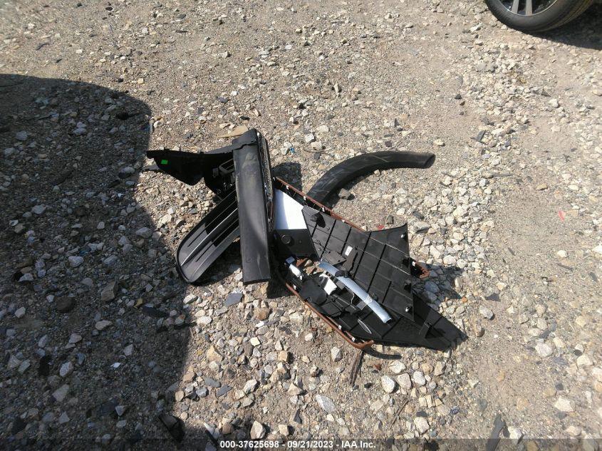 NISSAN PATHFINDER PLATINUM 2023