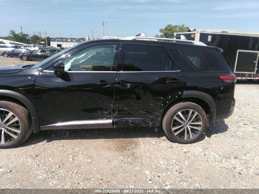 NISSAN PATHFINDER PLATINUM 2023