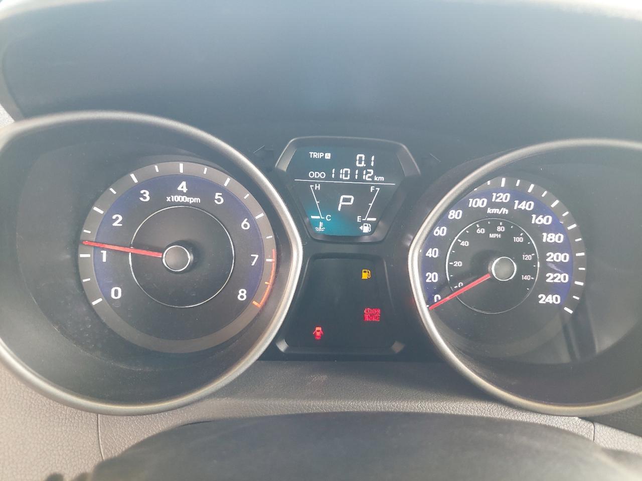 HYUNDAI ELANTRA  2013