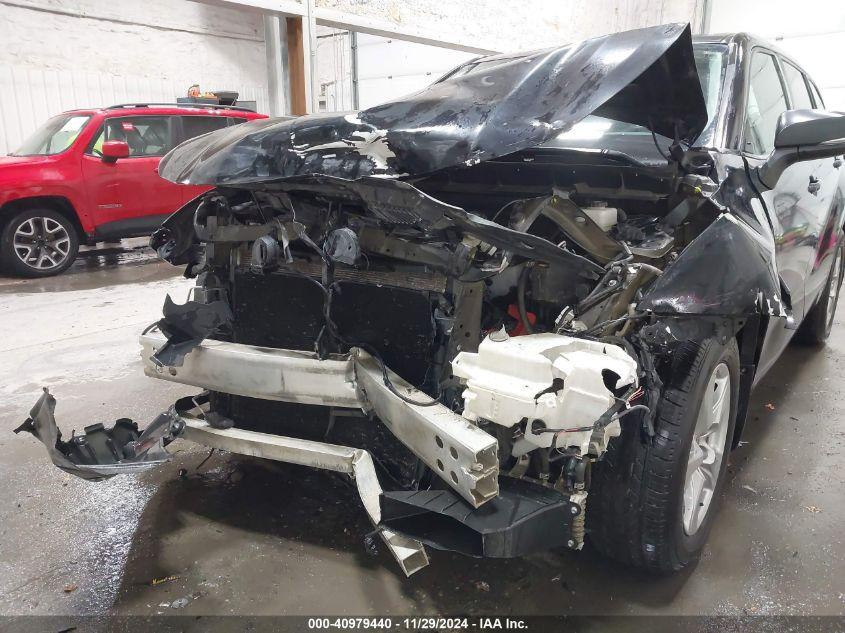 TOYOTA HIGHLANDER LE 2020