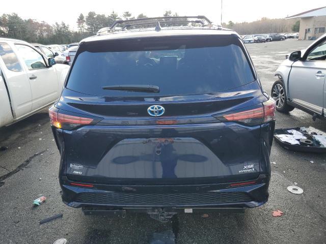 TOYOTA SIENNA XSE 2022