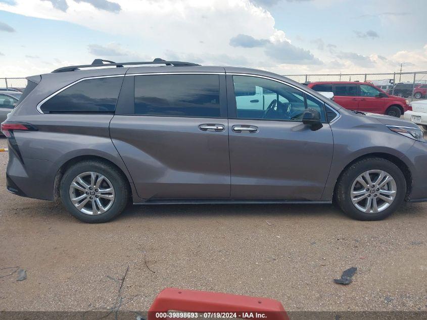 TOYOTA SIENNA XSE 2022
