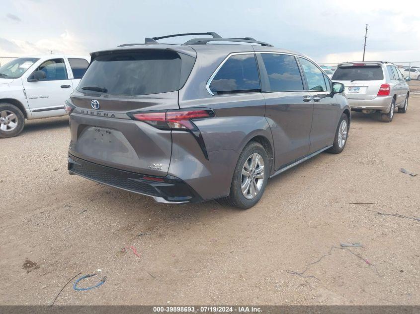 TOYOTA SIENNA XSE 2022