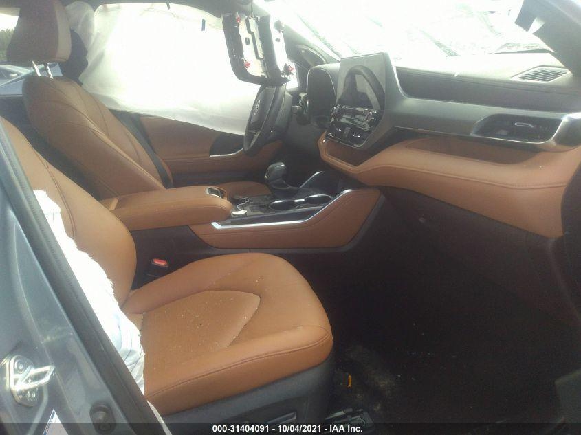 TOYOTA HIGHLANDER HYBRID PLATINUM 2021