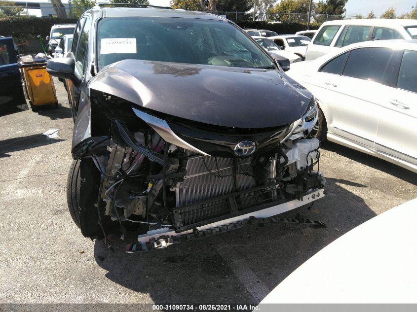 TOYOTA SIENNA LIMITED/PLATINUM 2021