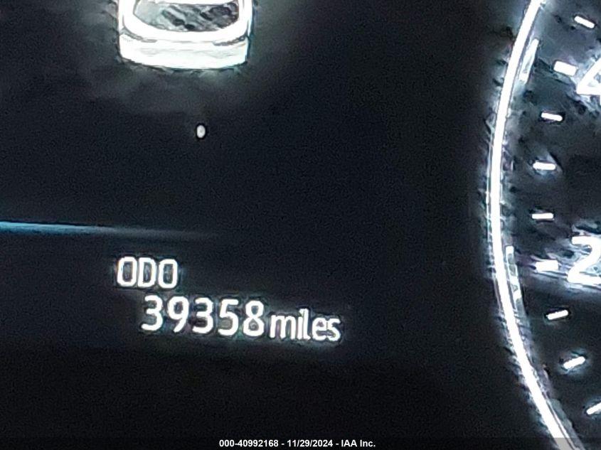 TOYOTA SIENNA PLATINUM 2024