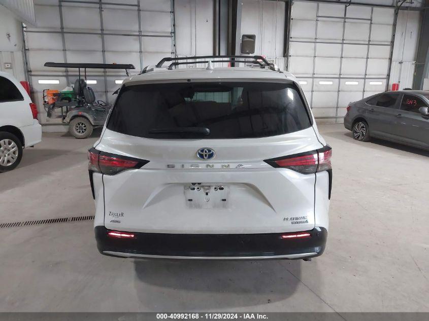 TOYOTA SIENNA PLATINUM 2024