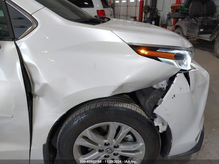 TOYOTA SIENNA PLATINUM 2024