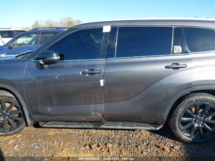 TOYOTA HIGHLANDER XLE 2022