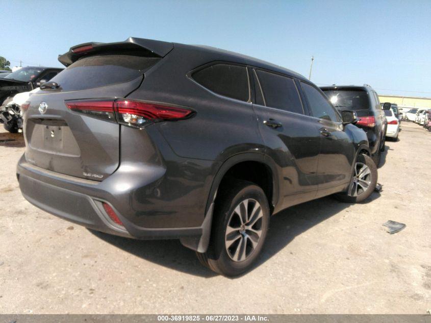 TOYOTA HIGHLANDER XLE 2022