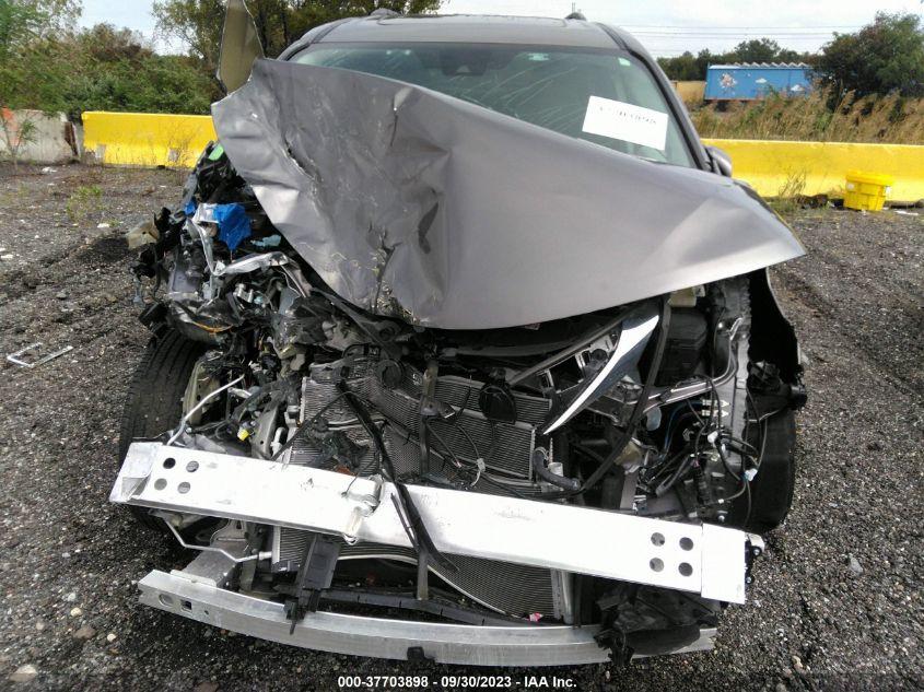 TOYOTA SIENNA XLE 2023