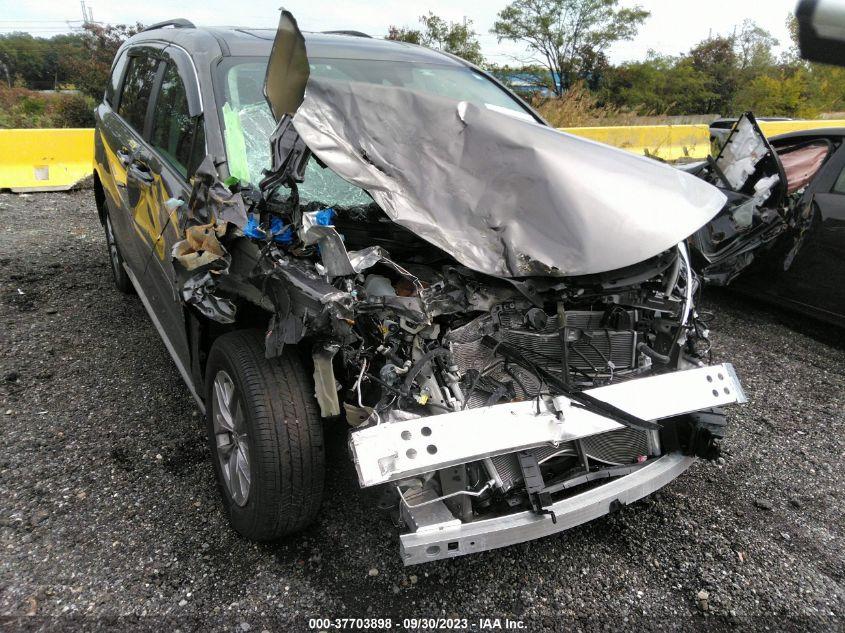 TOYOTA SIENNA XLE 2023