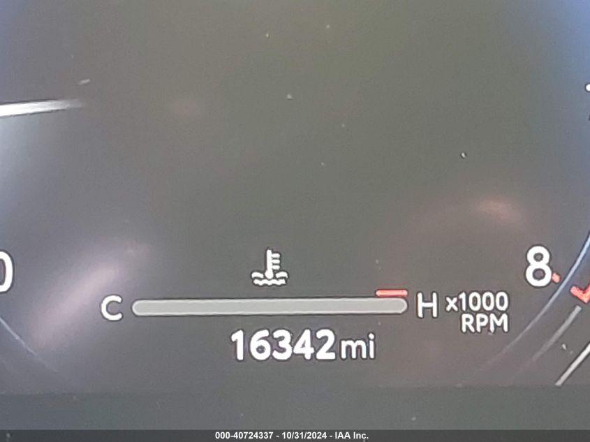 TOYOTA HIGHLANDER PLATINUM 2023