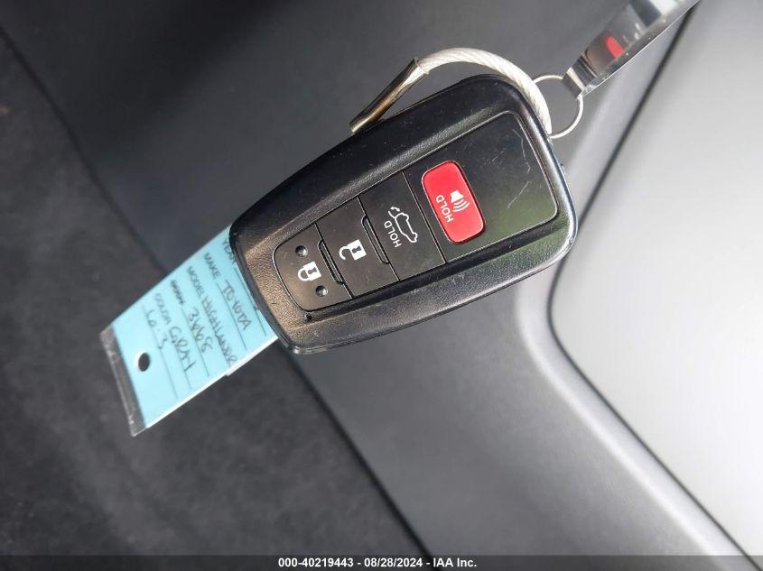 TOYOTA HIGHLANDER LE 2023