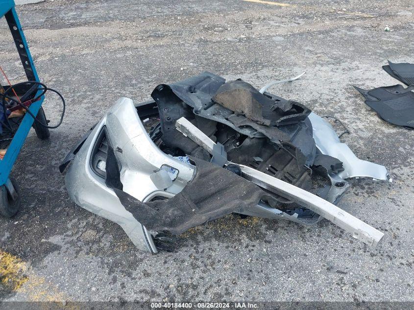 TOYOTA HIGHLANDER XLE 2023