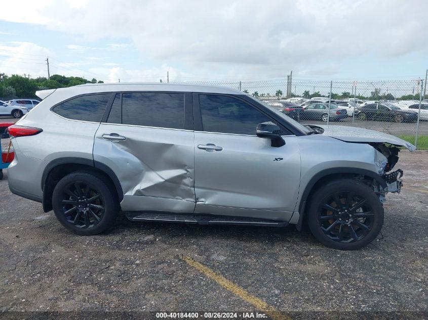 TOYOTA HIGHLANDER XLE 2023