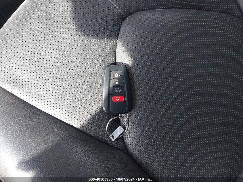 TOYOTA HIGHLANDER PLATINUM 2023