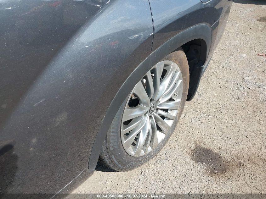 TOYOTA HIGHLANDER PLATINUM 2023