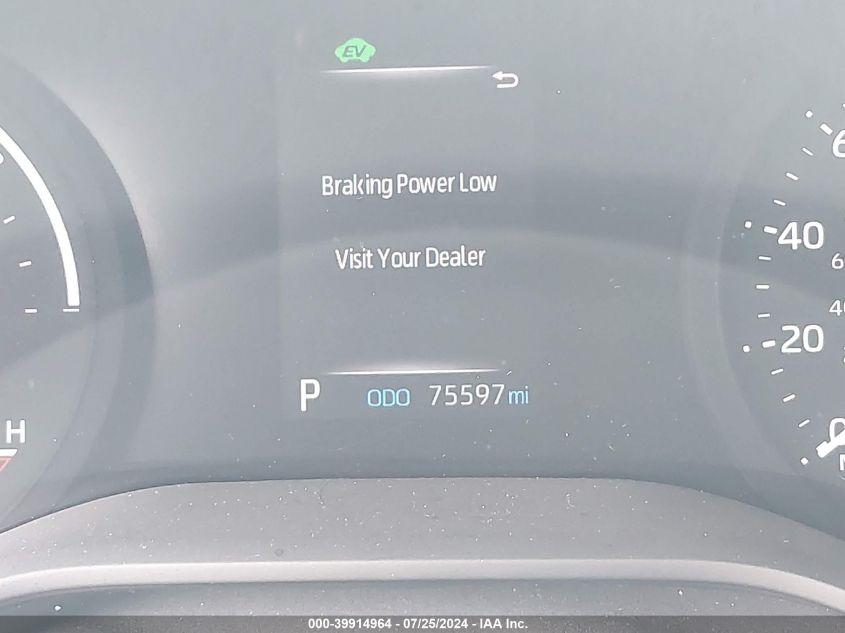 TOYOTA SIENNA LE 2022