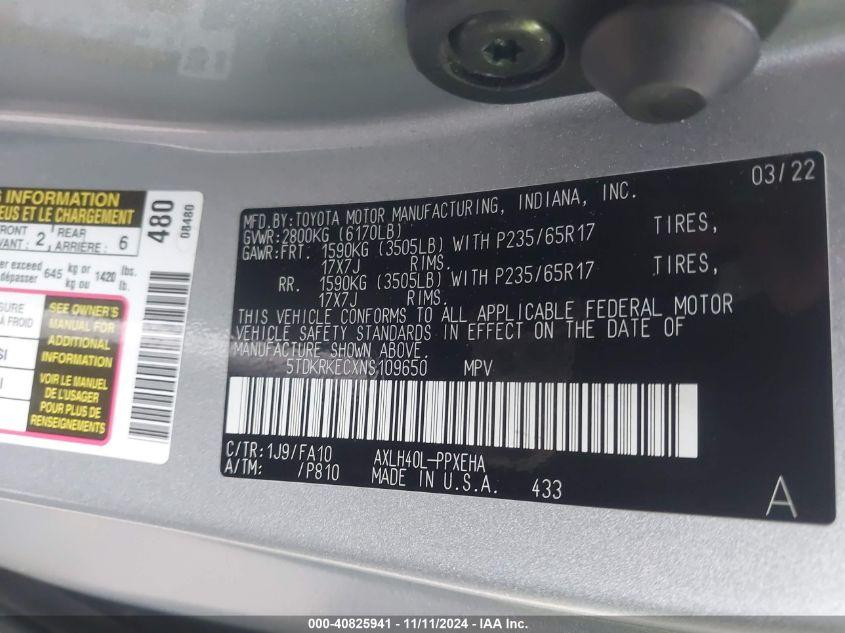 TOYOTA SIENNA LE 2022