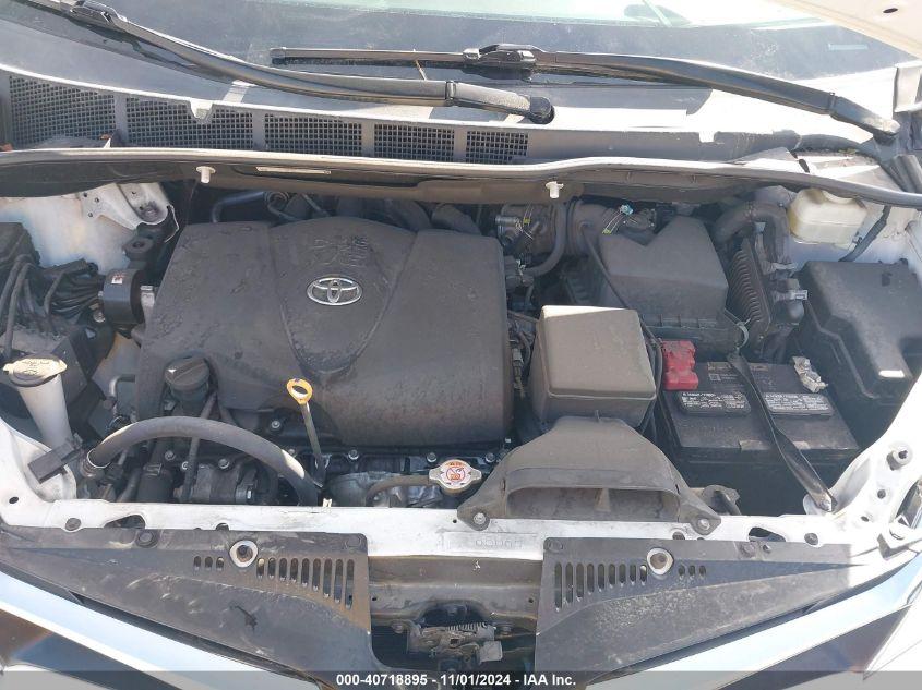 TOYOTA SIENNA LE 2020