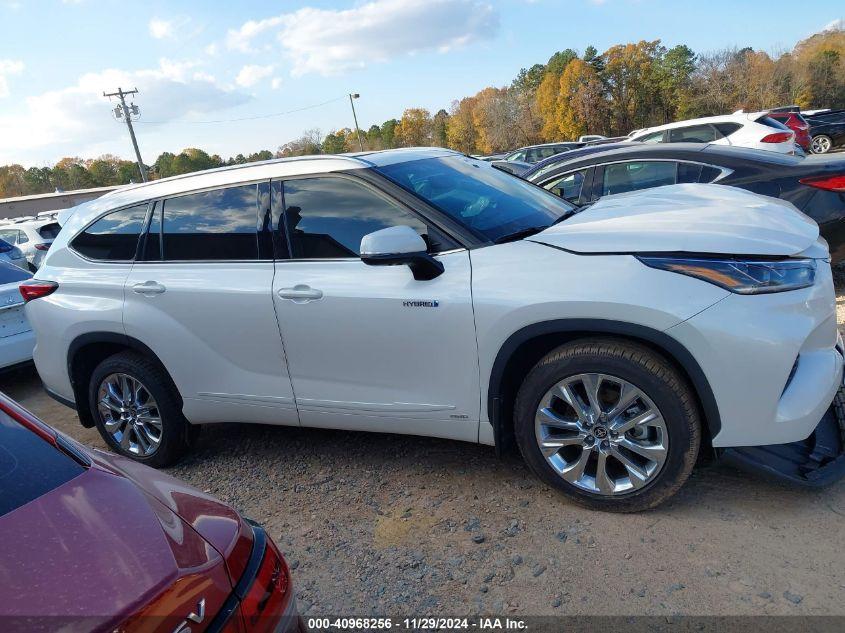 TOYOTA HIGHLANDER HYBRID LIMITED 2020
