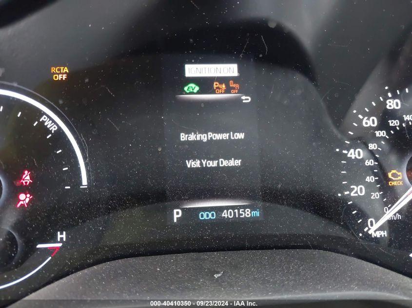 TOYOTA SIENNA XLE 2021