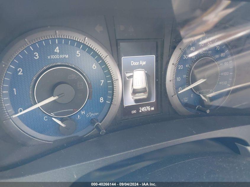 TOYOTA SIENNA XLE 2020