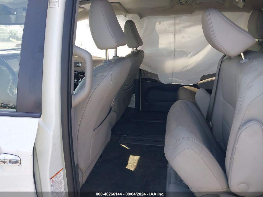 TOYOTA SIENNA XLE 2020