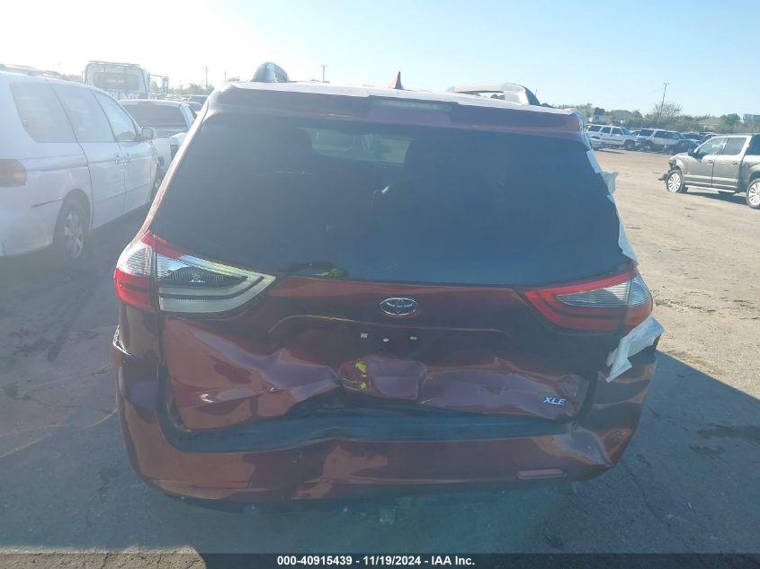 TOYOTA SIENNA XLE 2020