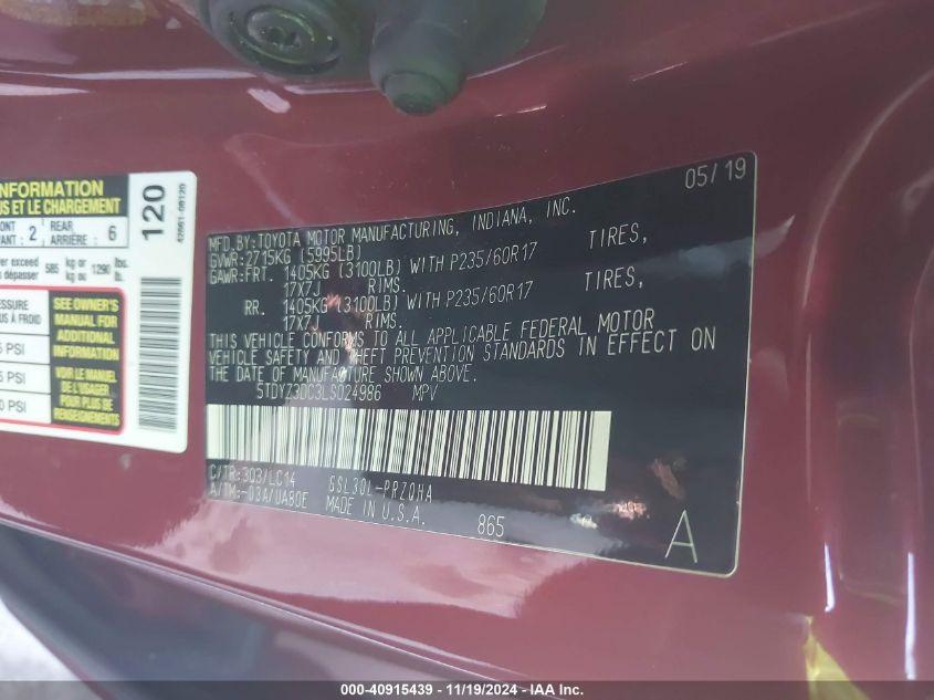 TOYOTA SIENNA XLE 2020