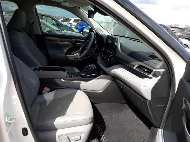 TOYOTA HIGHLANDER  2021