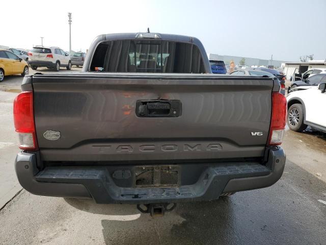 TOYOTA TACOMA DOU 2017