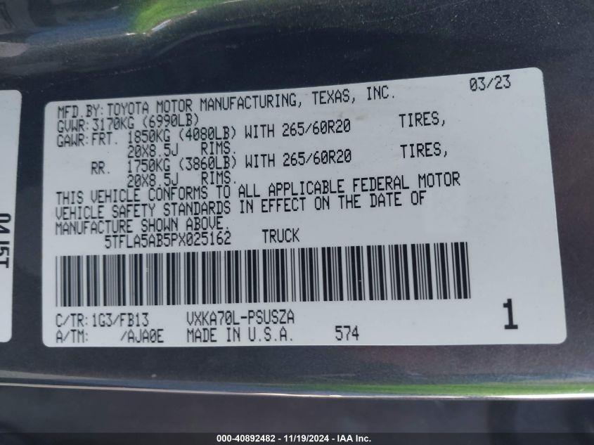 TOYOTA TUNDRA SR5 2023